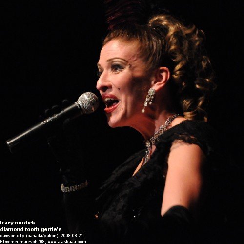 080821_ak08_dawdia_show____450_c.jpg