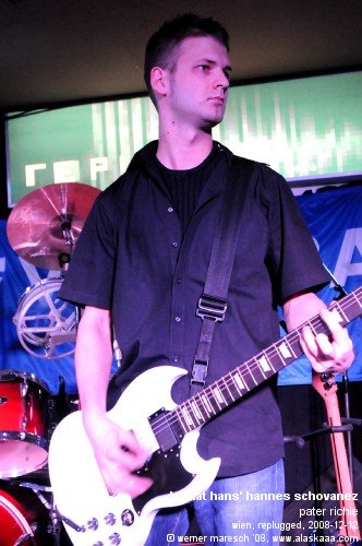 081212__replug_pr_hschov___041_c.jpg