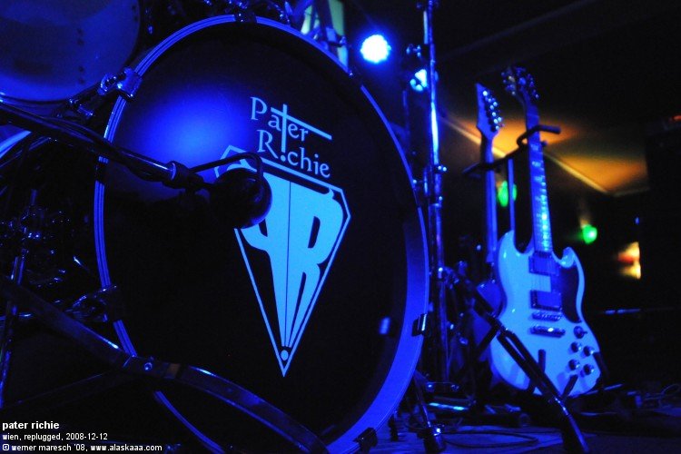 081212__replug_pr_scene___138_c.jpg